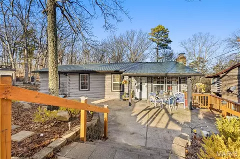 13235 Lakeview Dr, Sainte Genevieve, MO 63670