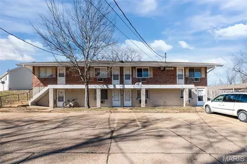 2408 Williams Creek Rd, High Ridge, MO 63049