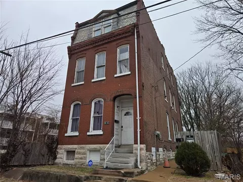 3510 N 21st St, Saint Louis, MO 63107
