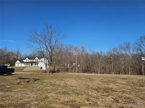 Exterior - 9126 Baldwin Rd, Baldwin, IL 62217 photo 5 of 7