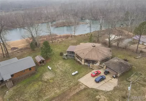64 Trails End Ln, Doniphan, MO 63935