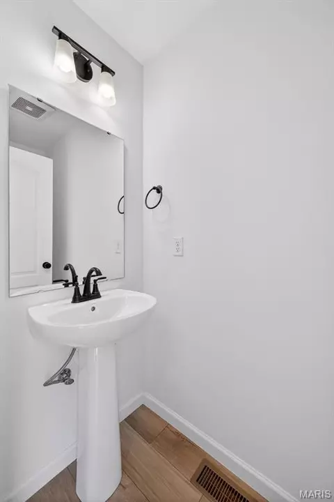 Bath - 210 Newal Way, O'fallon, MO 63368 photo 1 of 5