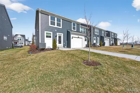 Exterior - 210 Newal Way, O'fallon, MO 63368 photo 7 of 12