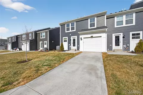 Exterior - 210 Newal Way, O'fallon, MO 63368 photo 6 of 12