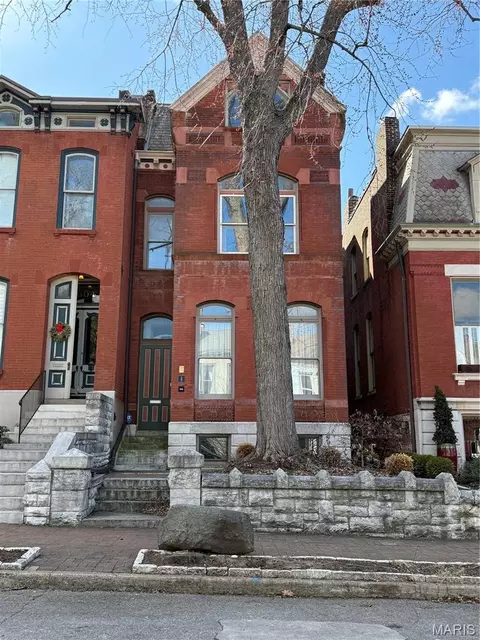 1906 Lasalle St, Saint Louis, MO 63104