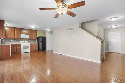 Living - 301 Wild Oak Dr, O'fallon, MO 63368 photo 1 of 4