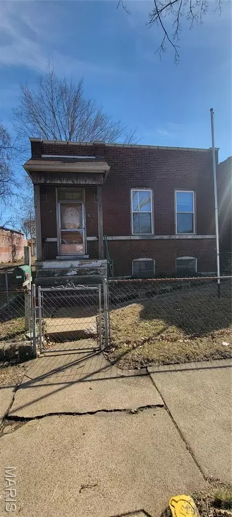 8212 Pennsylvania Ave, Saint Louis, MO 63111