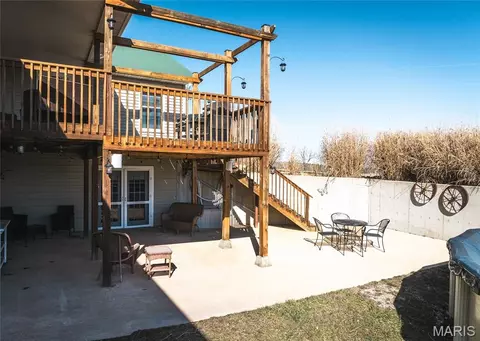 Exterior - 37595 Westgate Rd, Plato, MO 65552 photo 3 of 14