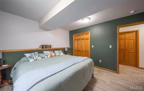 Bedroom - 37595 Westgate Rd, Plato, MO 65552 photo 5 of 7