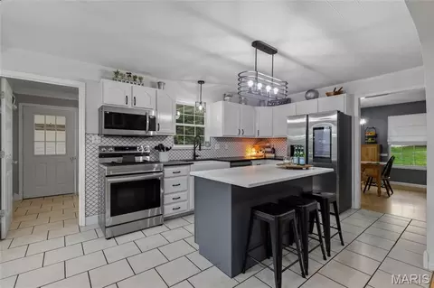 Kitchen - 766 Eagles View Ln, Saint Clair, MO 63077 photo 1 of 4