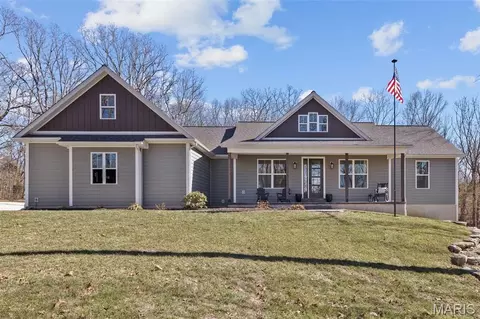 5601 Forest Dr, Hillsboro, MO 63050