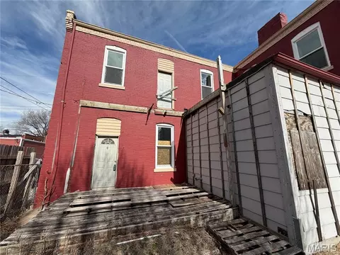 713 Lami St, Saint Louis, MO 63104