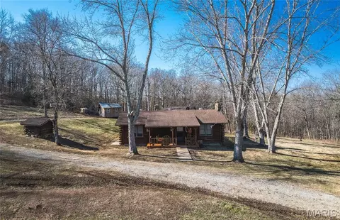 Exterior - 8765 Highway E, Arcadia, MO 63621 photo 2 of 11