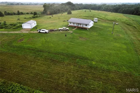 32885 Dogwood Dr, Browning, MO 64630