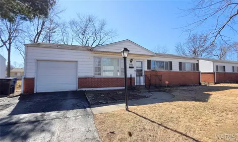 1260 Mullanphy Rd, Florissant, MO 63031