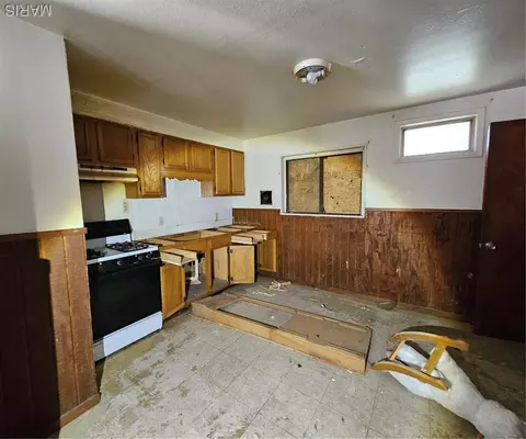 10308 Lord Dr, Saint Louis, MO 63136