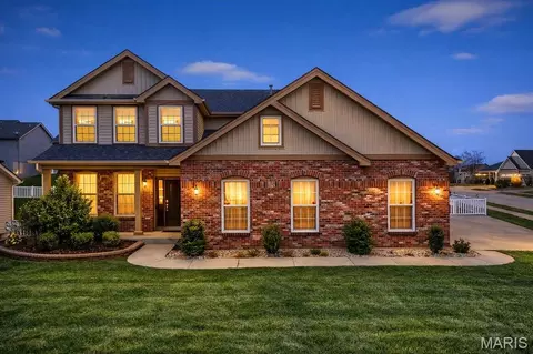 1376 Bridgeport Ter, Saint Charles, MO 63303