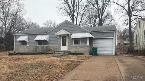 10506 Hoyt Dr, Riverview, MO 63137