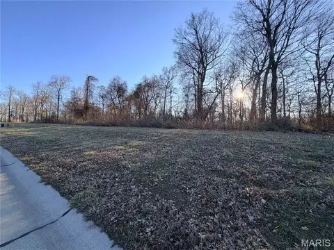 6023 Cardrona Dr, Cape Girardeau, MO 63701