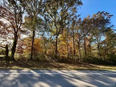 000 Lilly Ave, Houston, MO 65483