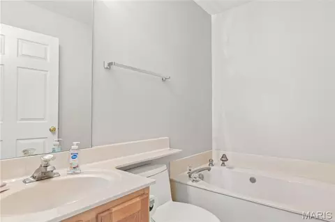 Bath - 539 Galway Dr #6B, O'fallon, MO 63366 photo 1 of 2