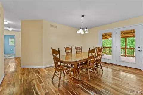Dining - 1506 Highway K, Saint Clair, MO 63077 photo 1 of 2