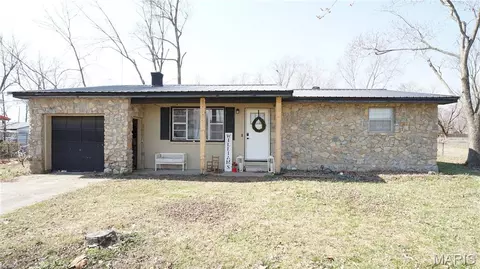 609 Harry Dr, Dexter, MO 63841 photo 1