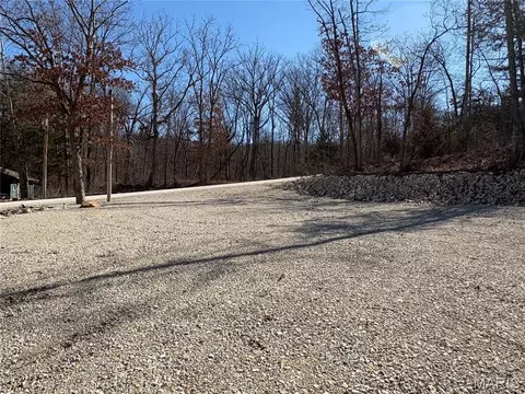 12 Pinnacle Dr, New Florence, MO 63363