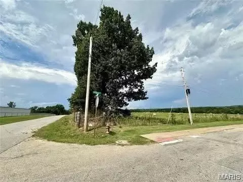 000 Airport And Spruce St, Houston, MO 65483