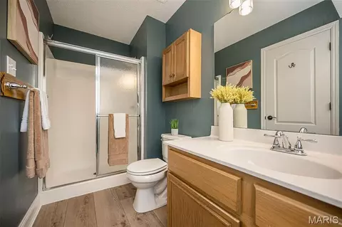 Bath - 1865 Highgrove Dr, O'fallon, MO 63366 photo 1 of 3