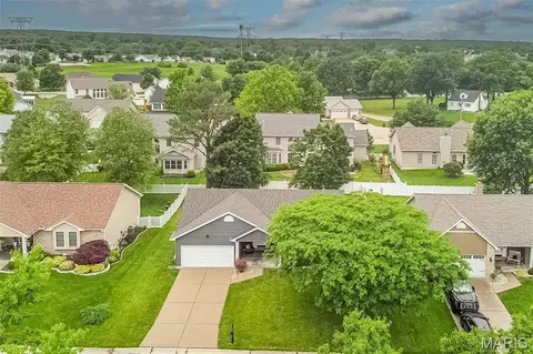 View/Area - 1865 Highgrove Dr, O'fallon, MO 63366 photo 2 of 4