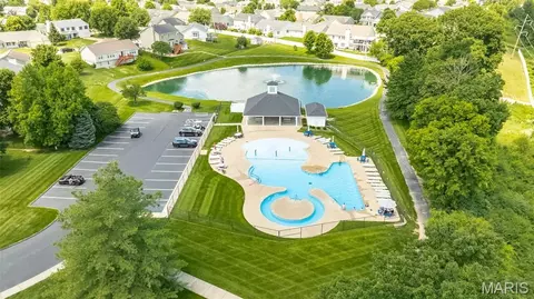 Exterior - 1865 Highgrove Dr, O'fallon, MO 63366 photo 9 of 10