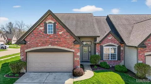 537 Sgt Pepper Dr, Saint Peters, MO 63376