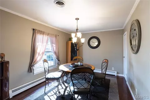 Dining - 1002 Vista Dr, Rolla, MO 65401 photo 2 of 2