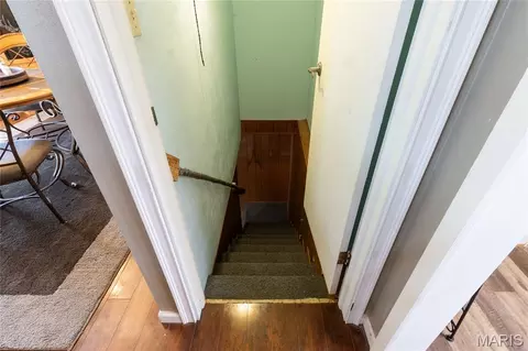 Entry Way - 1002 Vista Dr, Rolla, MO 65401 photo 3 of 4