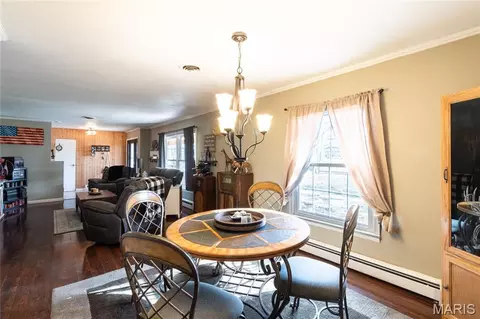 Dining - 1002 Vista Dr, Rolla, MO 65401 photo 1 of 2