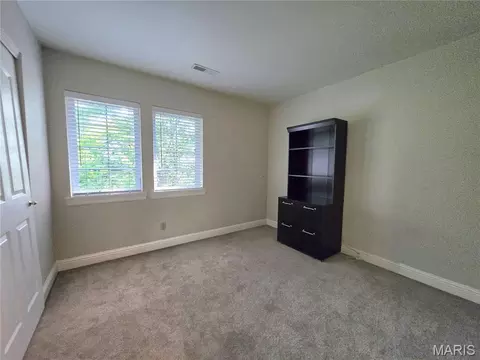 Bedroom - 364 Whispering Forest Ln, Pacific, MO 63069 photo 4 of 6
