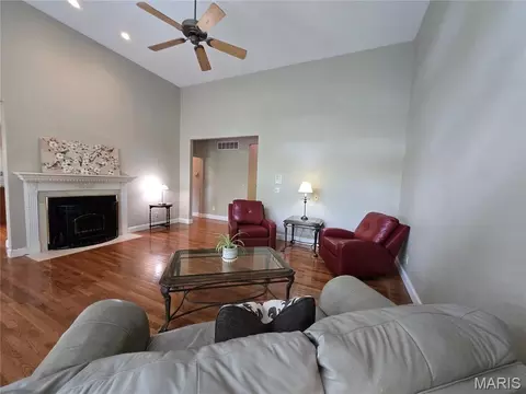 Living - 364 Whispering Forest Ln, Pacific, MO 63069 photo 1 of 6
