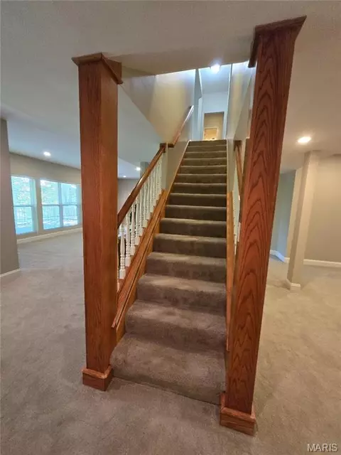Entry Way - 364 Whispering Forest Ln, Pacific, MO 63069 photo 10 of 10