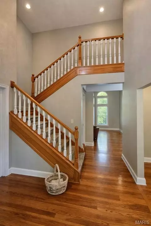 Entry Way - 364 Whispering Forest Ln, Pacific, MO 63069 photo 1 of 10