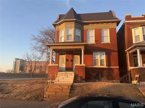 4579 Gibson Ave, Saint Louis, MO 63110