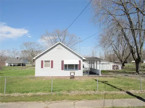 206 Fisher Ave, Sawyerville, IL 62085