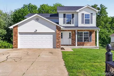 920 Parc Central Dr, Festus, MO 63028