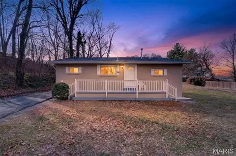 202 2nd St, Winfield, MO 63389 photo 1