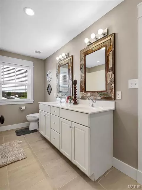 Bath - 96 High Trl, Eureka, MO 63025 photo 6 of 9