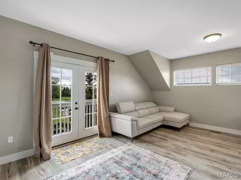 Living - 96 High Trl, Eureka, MO 63025 photo 6 of 6