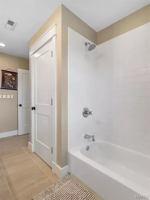 Bath - 96 High Trl, Eureka, MO 63025 photo 7 of 9
