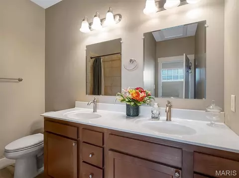 Bath - 96 High Trl, Eureka, MO 63025 photo 3 of 9