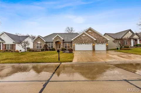 409 Fort Saratoga, Saint Charles, MO 63303
