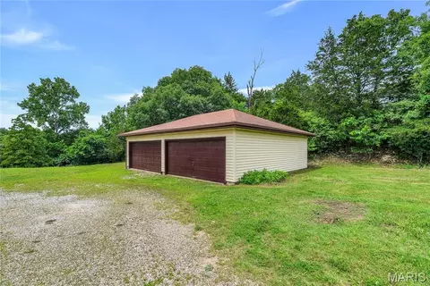 Exterior - 2850 Meyer Rd, Festus, MO 63028 photo 7 of 16